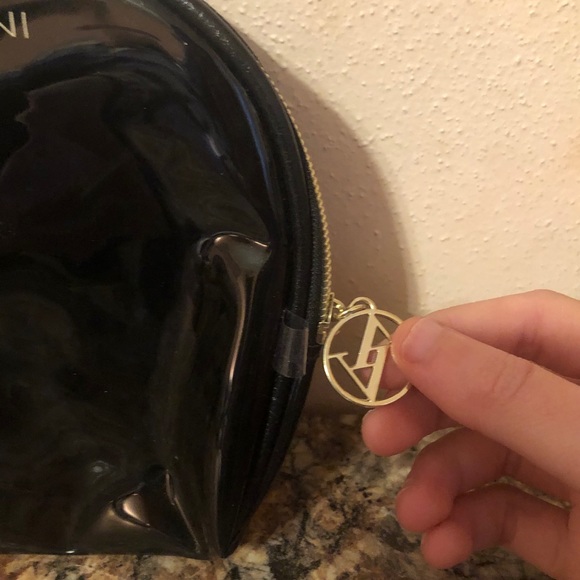 Adrienne Vittadini Studio Cosmetic 3 Pc Bag Set - Picture 9 of 13